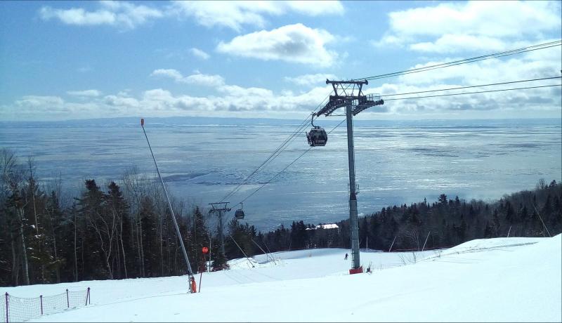 Le Massif Charlevoix - Le domaine reprend vie avant la tempête (12 mars) Le Massif Charlevoix - Le domaine reprend vie avant la tempête (12 mars)