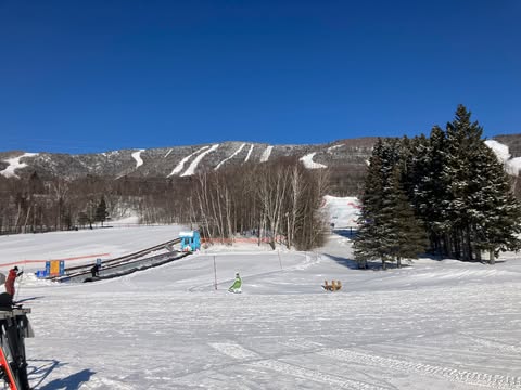 Mont Sainte-Anne - Le printemps n'est pas encore arrivé au MSA Mont Sainte-Anne - Le printemps n'est pas encore arrivé au MSA